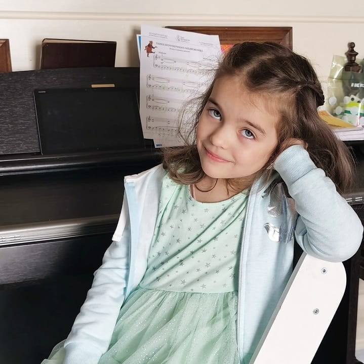 Anka`s Instagram. Заставка