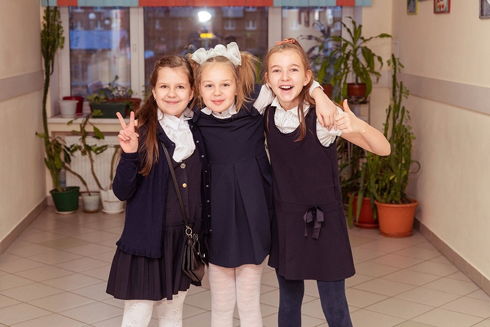 В школе. Выпускные альбомы СПБ. Фотограф в Садик и Школу