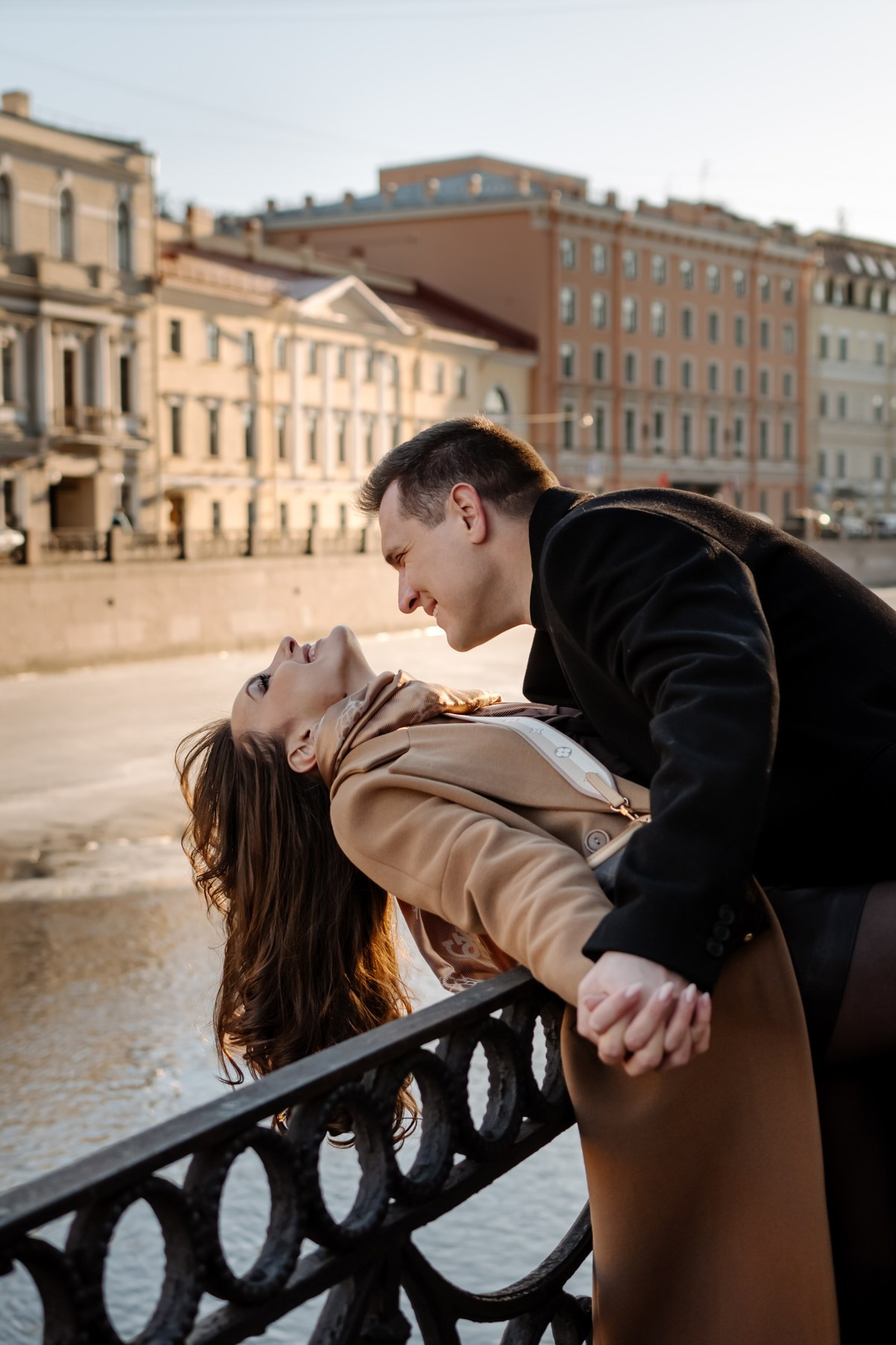 Лавстори. Исаакиевский собор. Свадебный и сеейный фотограф в Санкт-Петербурге Елена Худякова