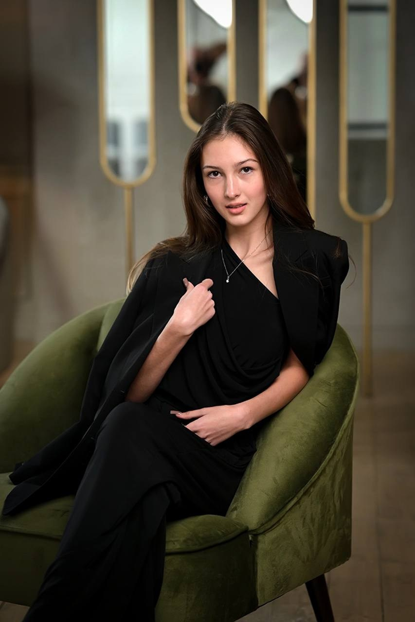 Портретная съемка в Омске. Фото и видеосъемка в Омске | Выпускные альбомы