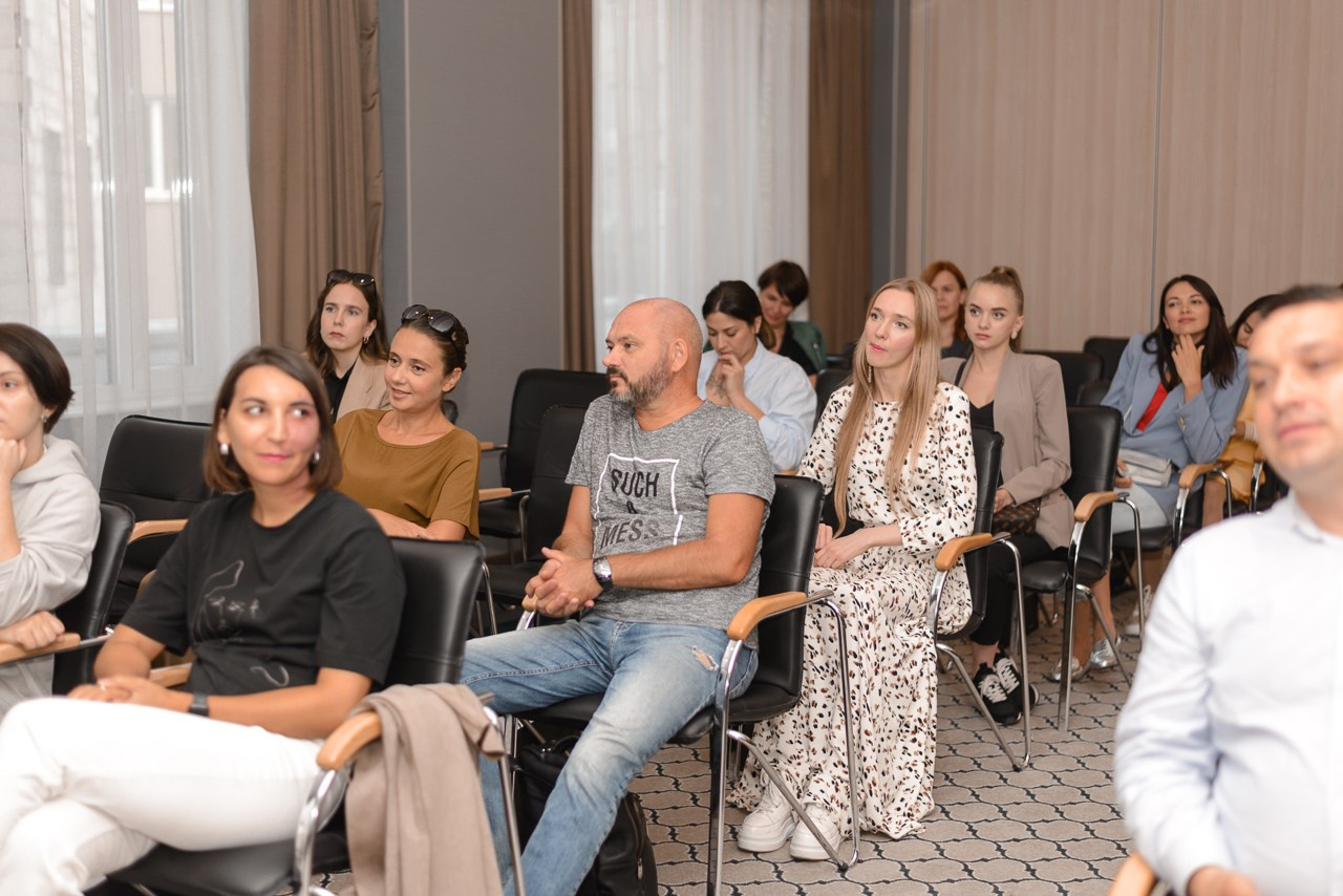 Презентация Donolux. Фотограф Дарья Мустафина, Тюмень