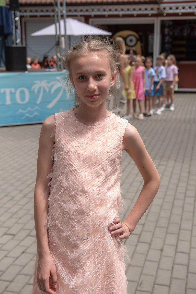 Парк Ривьера дефиле HAPPYkids. Семейный и коммерческий фотограф в Сочи Александр Бодунов