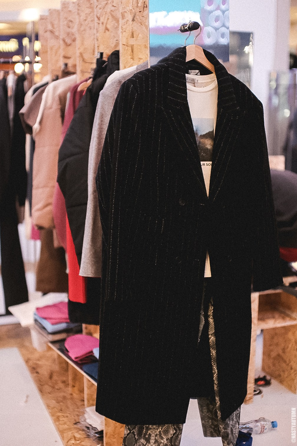 Маркет, ТЦ Метрополис. Репортажный и концертный фотограф в Москве Анастасия Осень