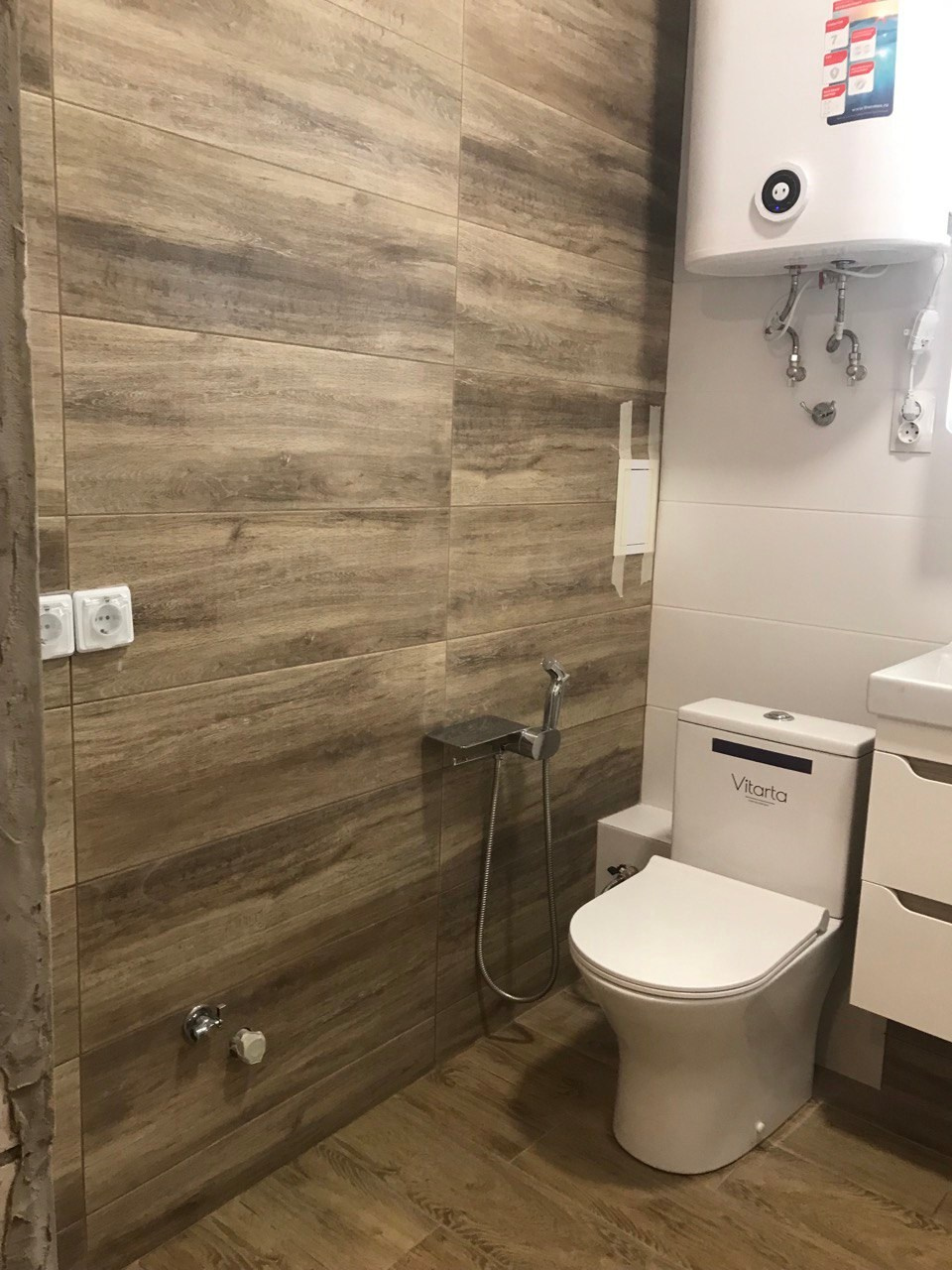 Ванная комната (ул. Мансура Хасанова д. 13). Ремонт санузла, туалета, ванной под ключ в Казани. Укладка плитки