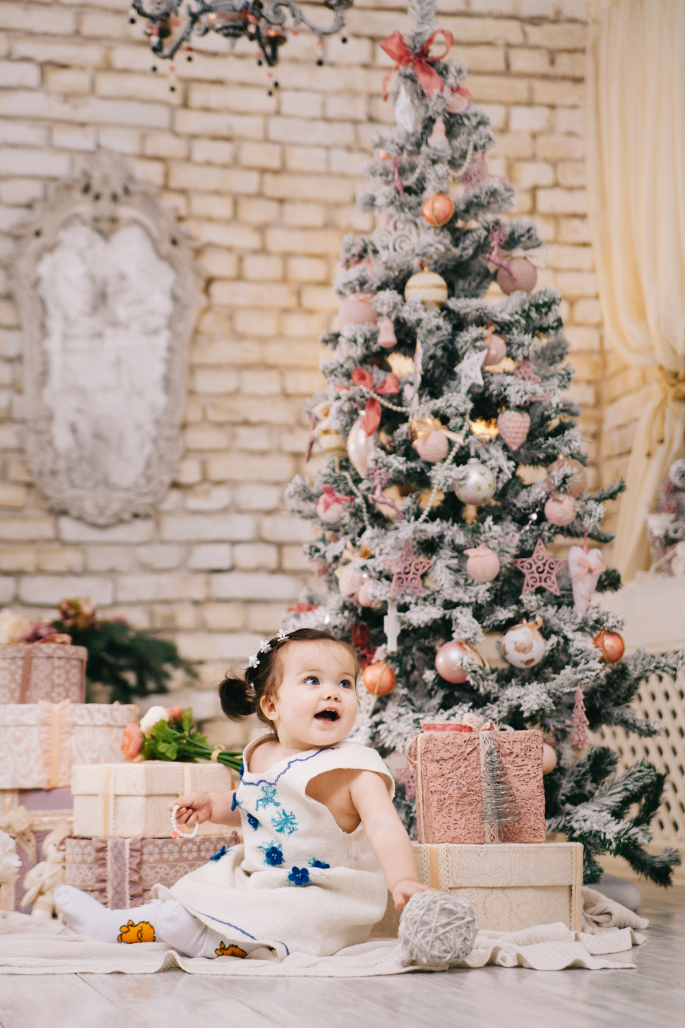 Новогодние семейные фотосессии в фотостудии. Семейный и свадебный фотограф в Майкопе Михаил Мартиросян