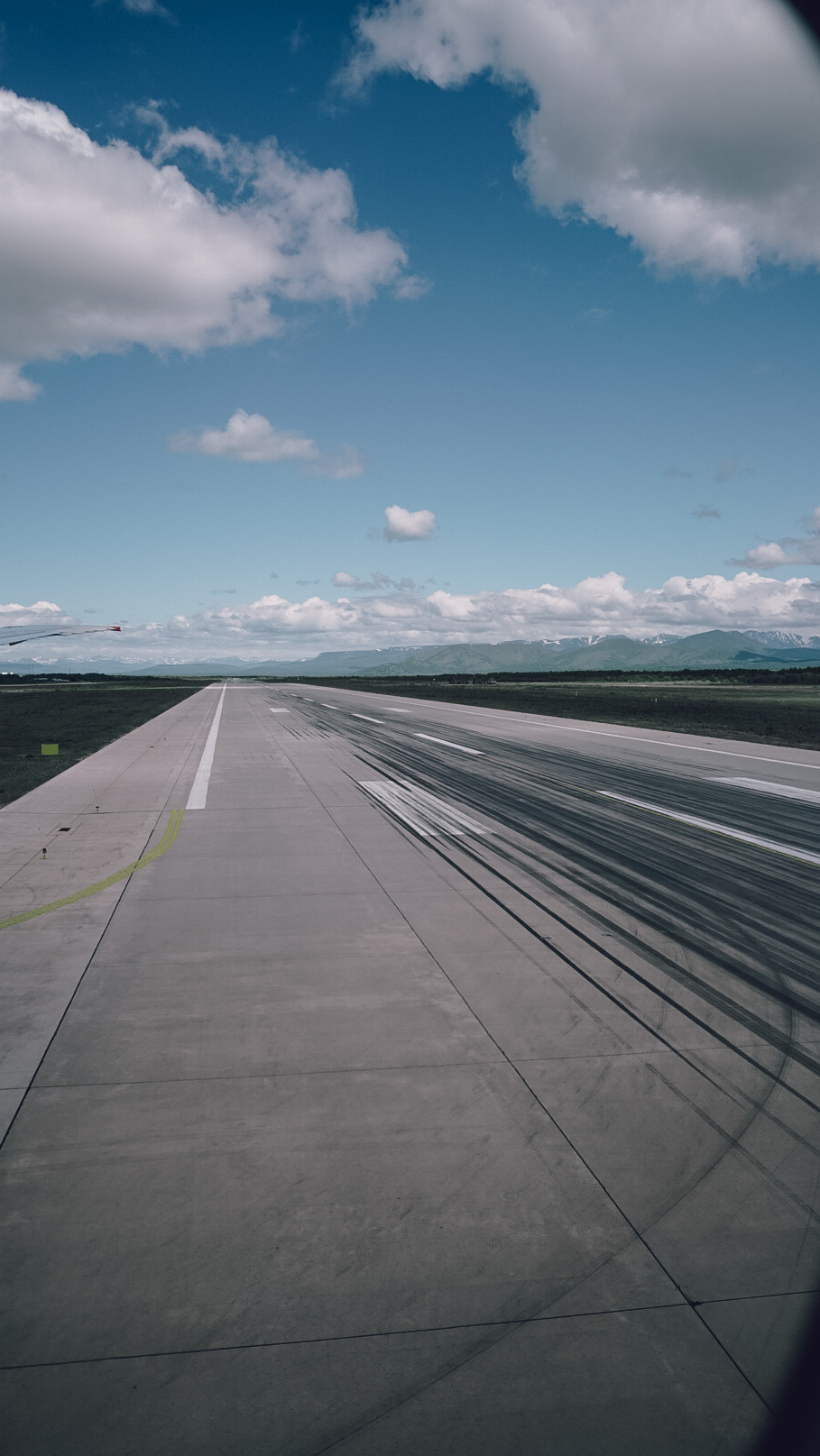 Северные Курилы 2022. Человек с фотокамерой