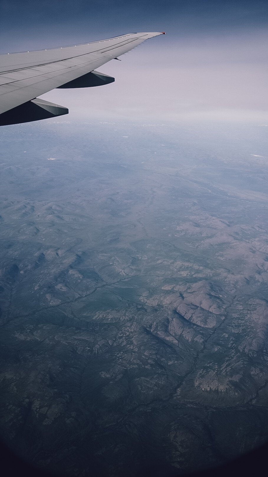 Северные Курилы 2022. Человек с фотокамерой