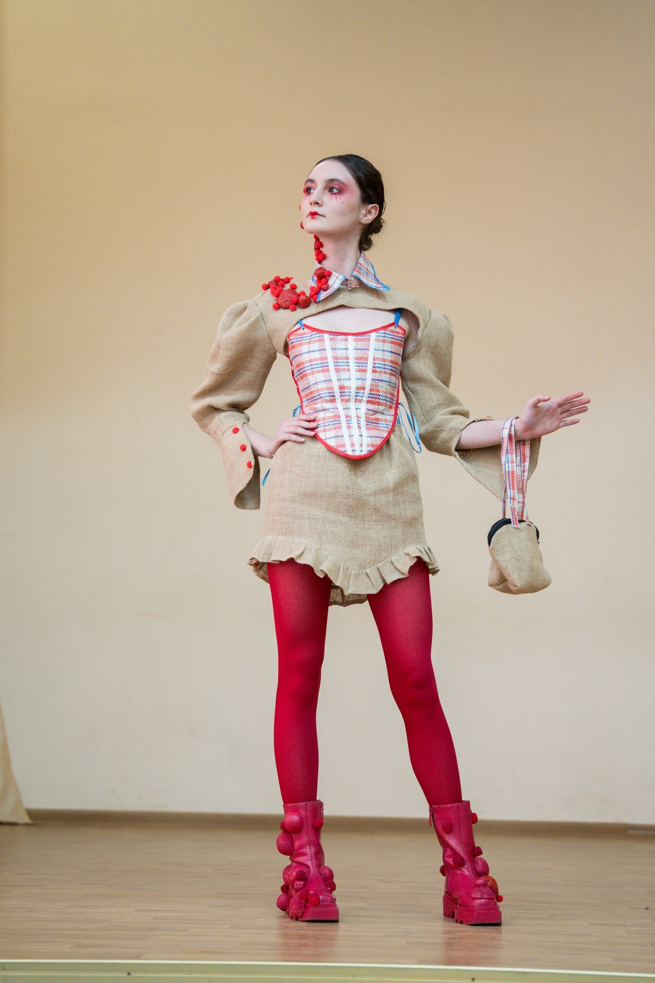 Царскосельский кутюрье. Репортажная съёмка в Санкт-Петербурге, Константин Петров