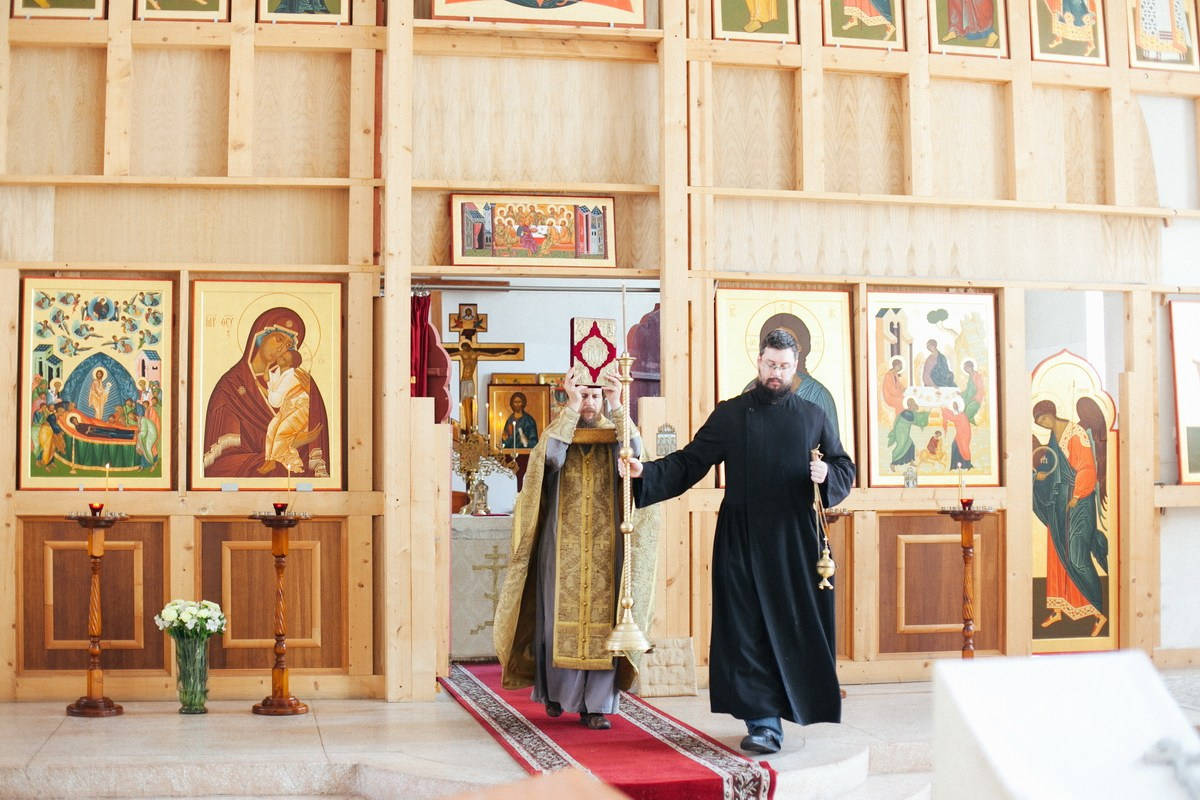 Венчание в Санкт Петербурге. Фотограф крещение венчание в Петербурге! Помогает подобрать храм и посоветовал душевного батюшку в СПб