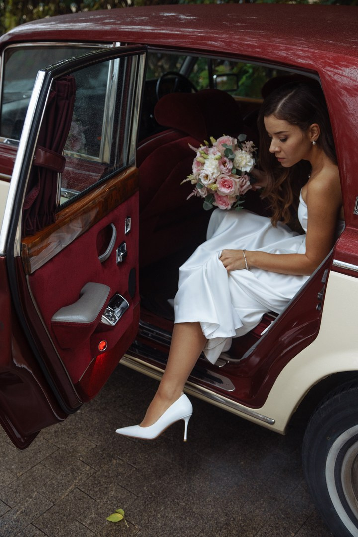 Свадебная фотосъемка, фотограф Жуков Илья, свадебная фотосъемка с автомобилем