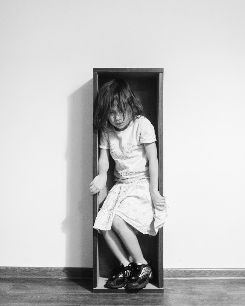 Дочка в студии. Фотограф Денис Денисов