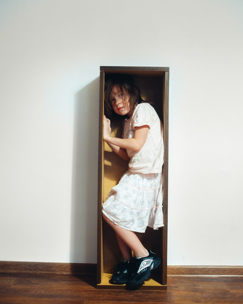 Дочка в студии. Фотограф Денис Денисов