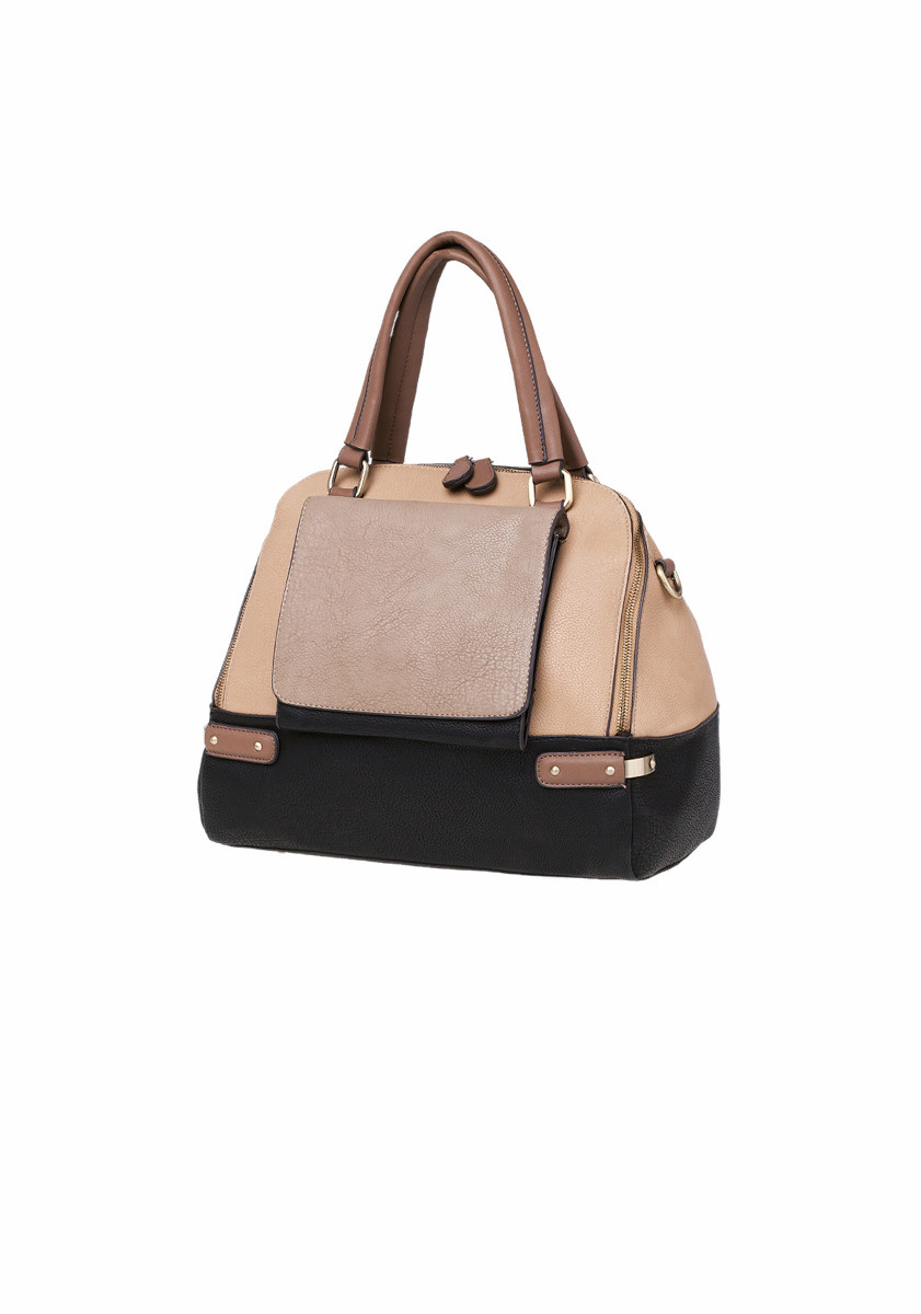 Предметная фотосъёмка одежды и аксессуаров в Санкт-Петербурге