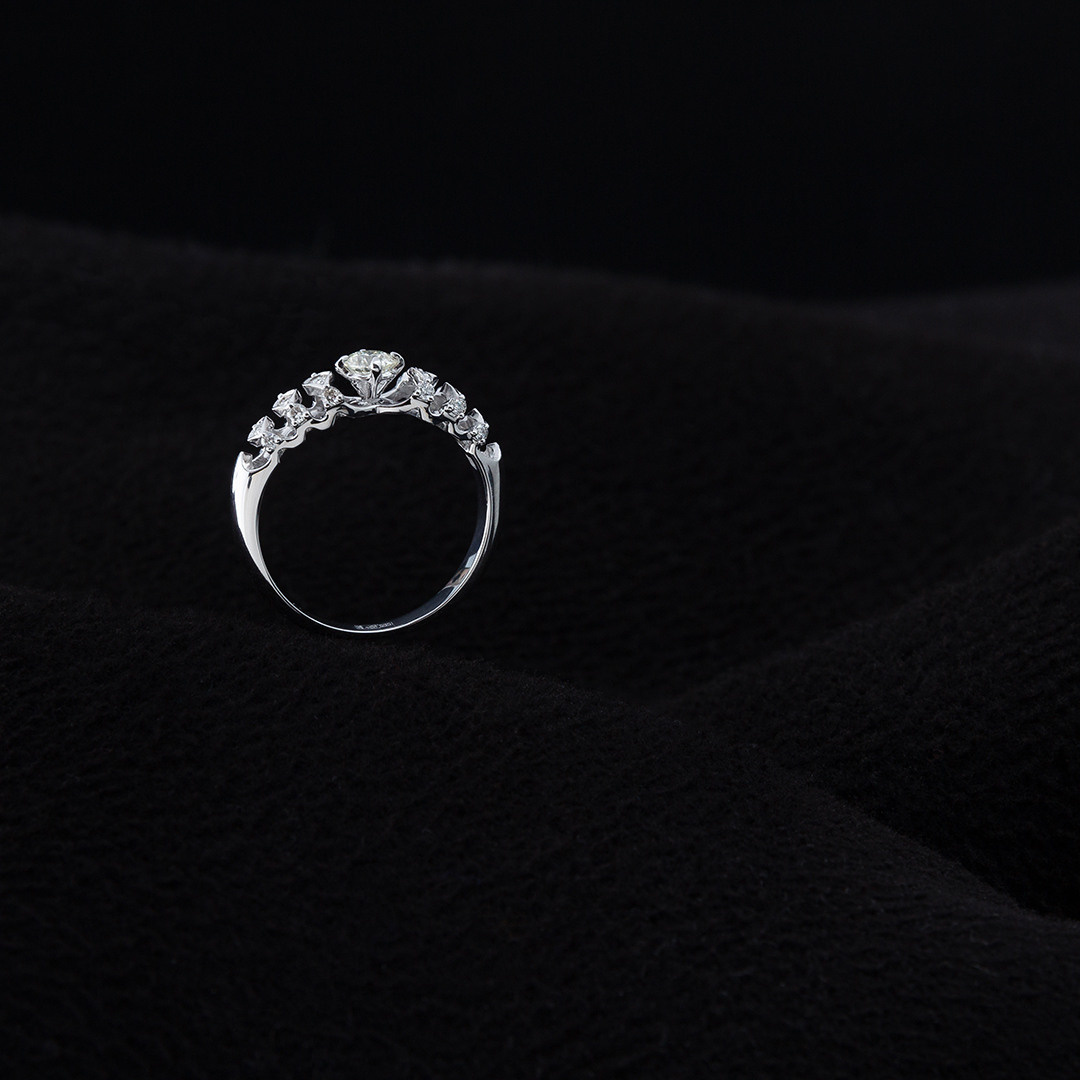 Рекламная фотосъёмка ювелирных украшений и драгоценных камней. Предметная фотосъемка ювелирных украшений. Профессиональный фотограф в Санкт-Петербурге для ювелиров. Студийная фотография. Ювелирный фотограф Сергей Пушкин. Фото для рекламы.  Product photographer in Saint-Petersburg, Russia. Gems photo. Фотосессия украшений в спб. Фотограф в студии в спб для украшений. Фотосессия бижутерии. Фотограф ювелирных изделий.