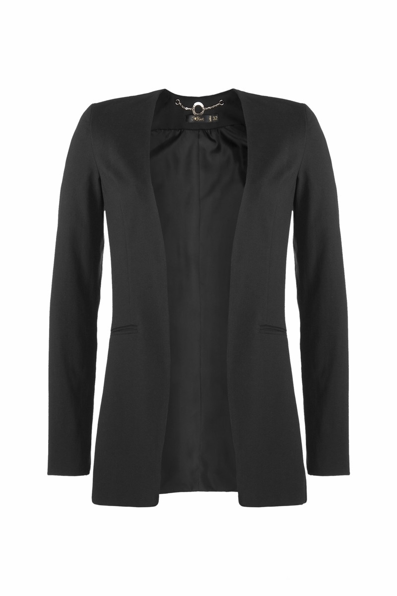 Фотосъемка одежды для маркетплейсов и каталогов. Фото на белом фоне. Фотограф Сергей Пушкин. Одежда на "невидимом манекене". Студийная фотосессия.