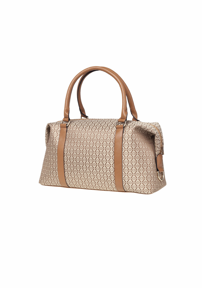 Предметная фотосъёмка одежды и аксессуаров в Санкт-Петербурге