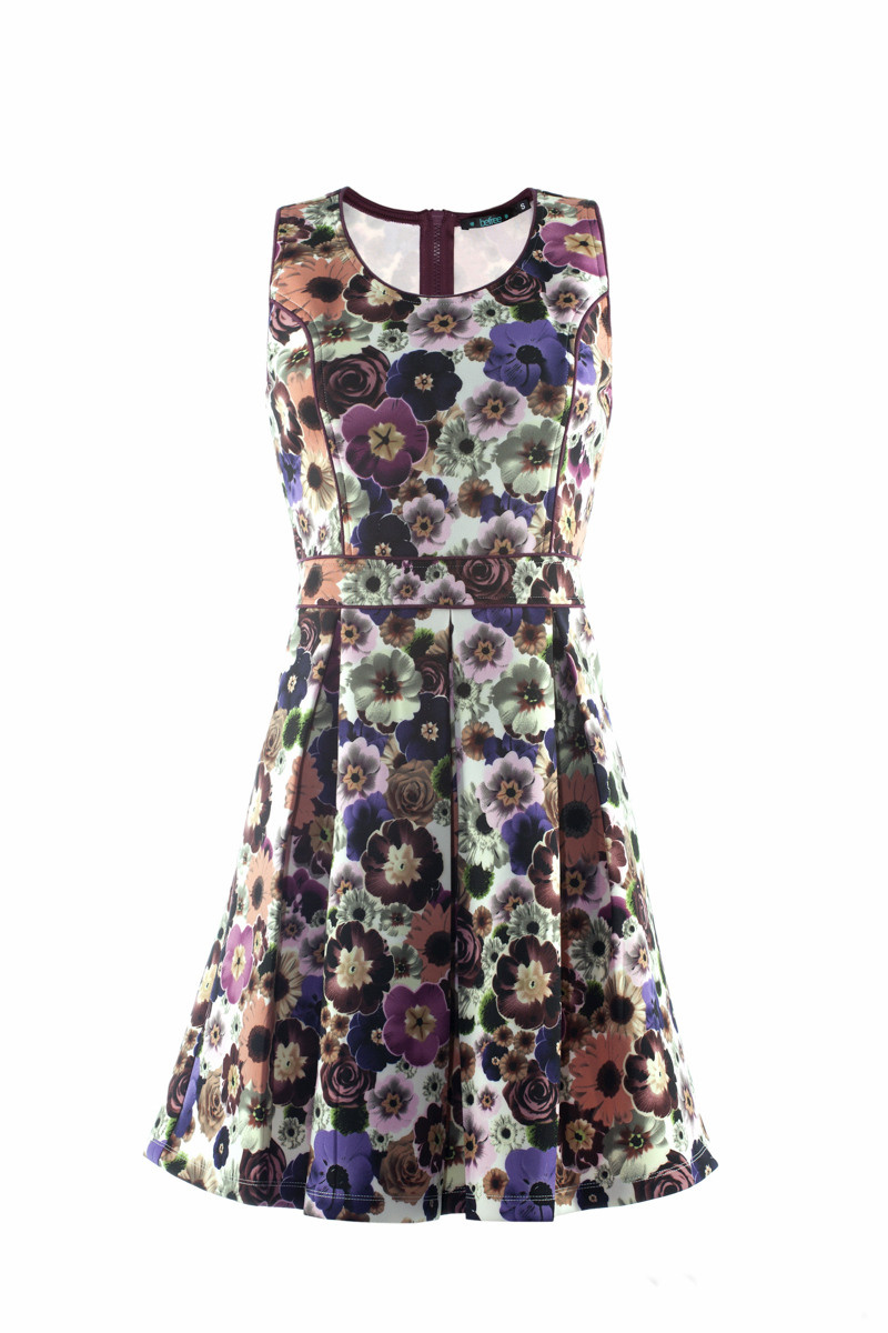 Фотосъемка одежды для маркетплейсов и каталогов. Фото на белом фоне. Фотограф Сергей Пушкин. Одежда на "невидимом манекене". Студийная фотосессия.