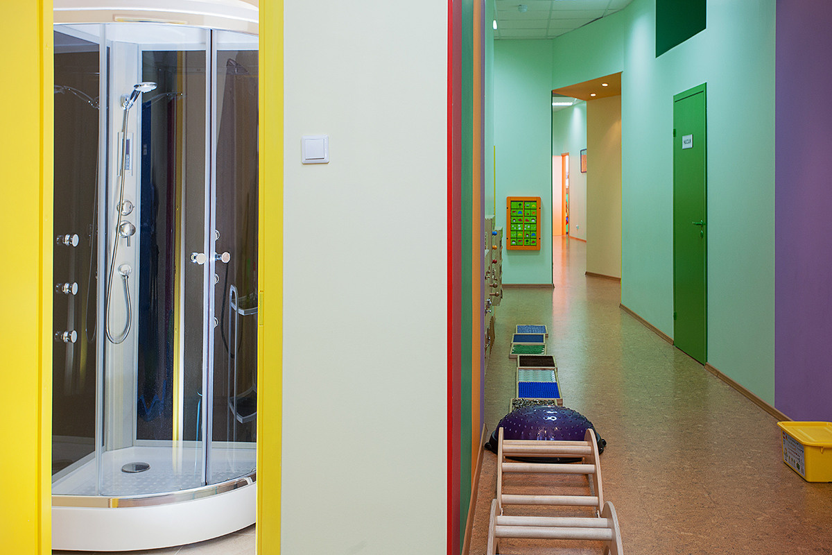 Рекламный фотограф в Санкт-Петербурге. Интерьерная фотосъемка детских мед. учреждений. Фотограф Сергей Пушкин. СПб. Фото для сайтов и полиграфии. Сотрудничество агенства. Фотосъемка детских центров, арт-пространств и комерческих помещений. Photographer  in Saint-Petersburg, Russia.