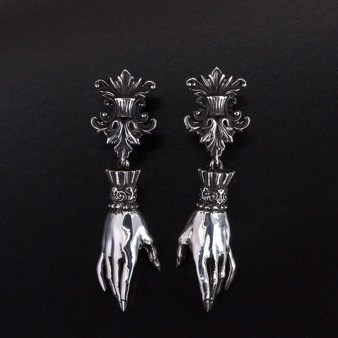 Рекламная фотосъёмка ювелирных украшений и драгоценных камней. Предметная фотосъемка ювелирных украшений. Профессиональный фотограф в Санкт-Петербурге. Студийная фотография. Ювелирный фотограф Сергей Пушкин. Фото для рекламы и соцсетей.  Product photographer in Saint-Petersburg, Russia. Gems photo. Фотосъемка товаров для соцсетей и маркетплейсов.