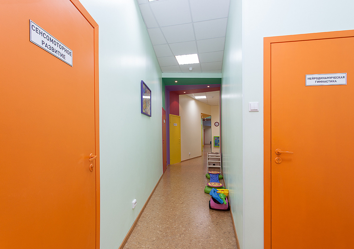 Рекламный фотограф в Санкт-Петербурге. Интерьерная фотосъемка детских мед. учреждений. Фотограф Сергей Пушкин. СПб. Фото для сайтов и полиграфии. Сотрудничество агенства. Фотосъемка детских центров, арт-пространств и комерческих помещений. Photographer  in Saint-Petersburg, Russia.
