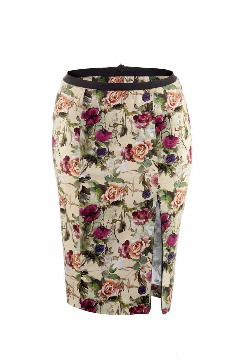 Фотосъемка одежды для маркетплейсов и каталогов. Фото на белом фоне. Фотограф Сергей Пушкин. Одежда на "невидимом манекене". Студийная фотосессия.