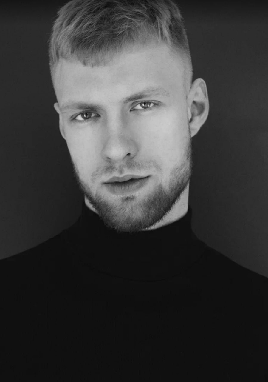 Никита, 191 см, 50-52 р-р,. KED Production — продакшн из СПб. Создаём фото, видео и контент, который помогает брендам и селлерам продавать больше