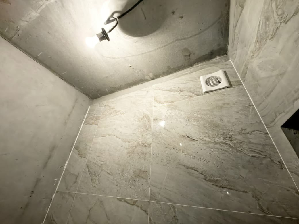 Ванная комната (с. Осиново ул. Спортивная д. 8). Ремонт санузла, туалета, ванной под ключ в Казани. Укладка плитки