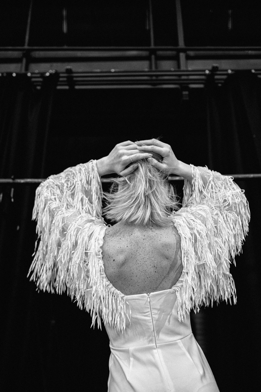 Современная концептуальная фотография о теле, уязвимости и идентичности. Визуальная практика на стиле честности, пост-иронии и искусства.Рекламная фотография, Концептуальная фотография, Современный художник, Психология, Коммерческий фотограф, Репортажный фотограф, Стрит фотография, Арт, Сюрреализм, Мобильная фотография, Снято на айфон, Дима Бурза