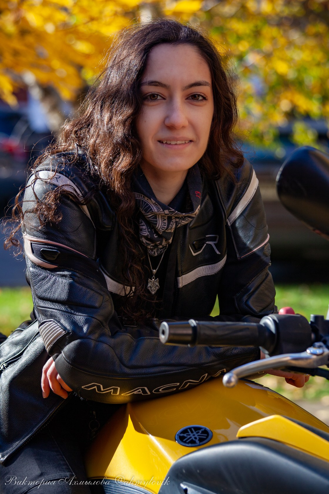 Алина Вартанова (Yamaha Diversion F 600). Виктория Ахмылова. Фотограф в Москве