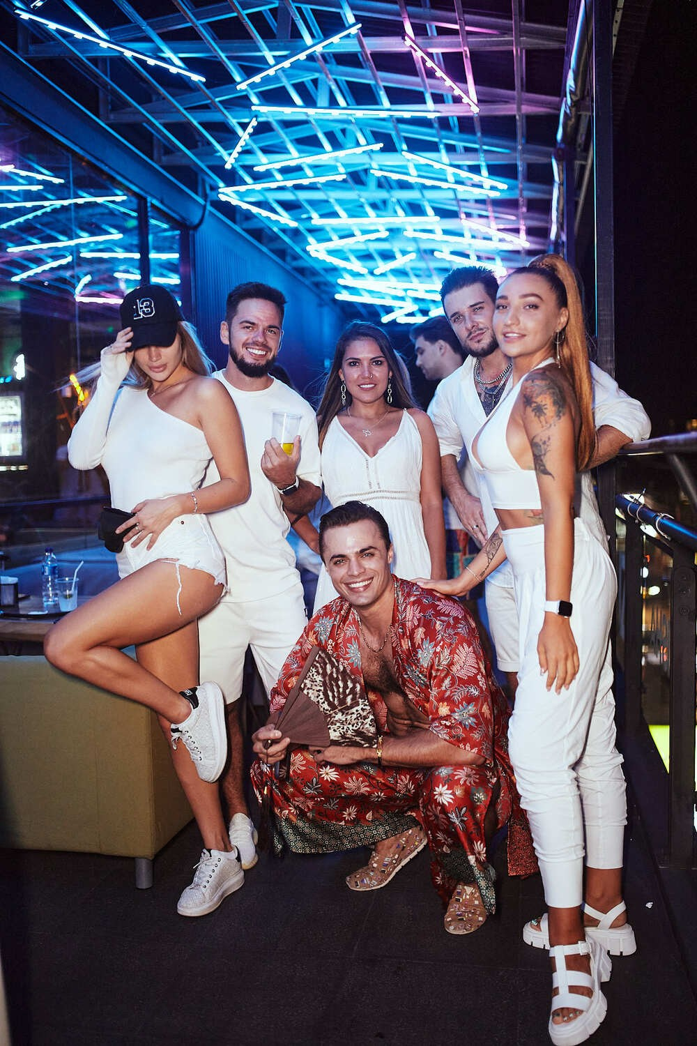 Профессиональная репортажная съемка на свадьбе и днях рождения