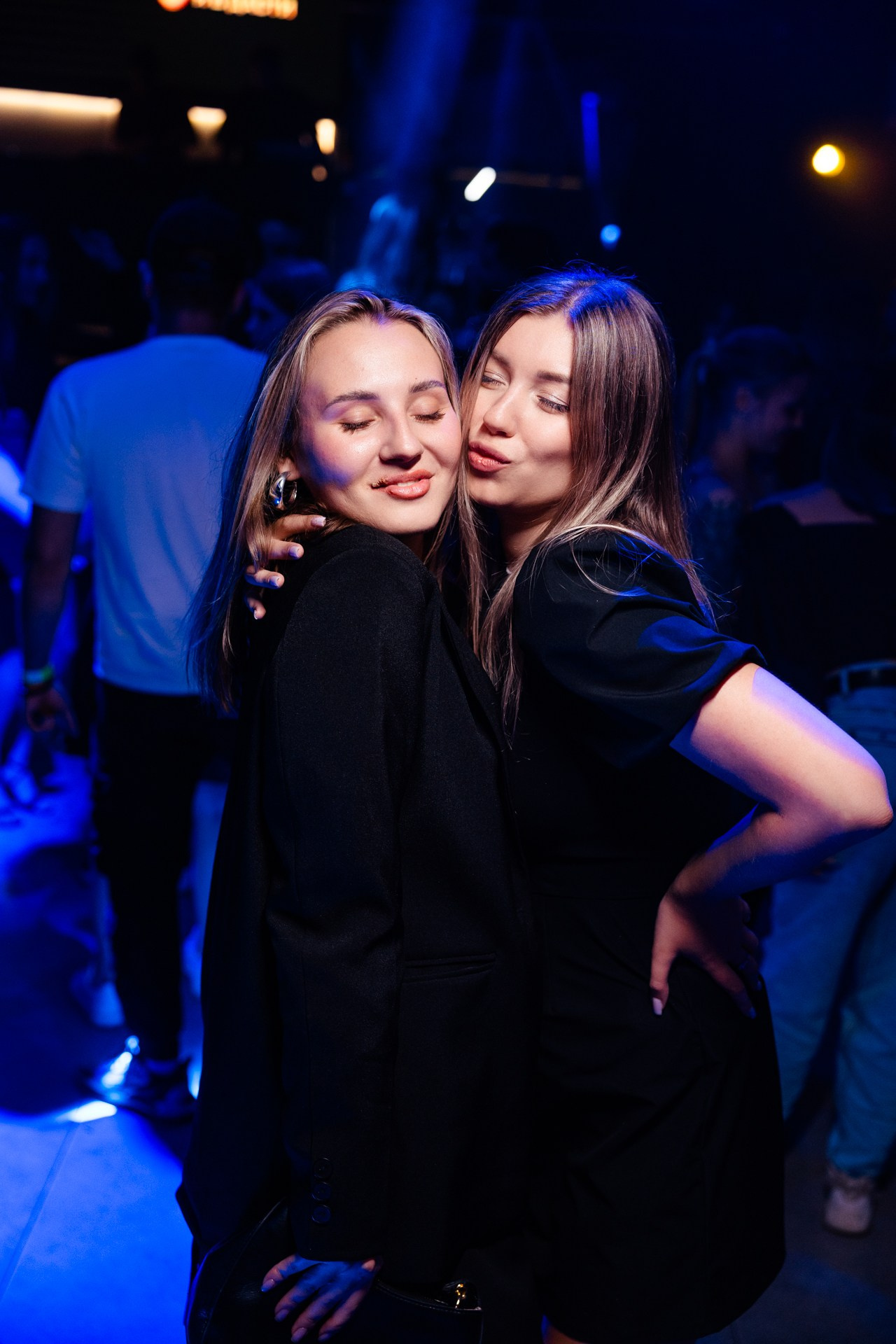 Dusty Gold. Главная