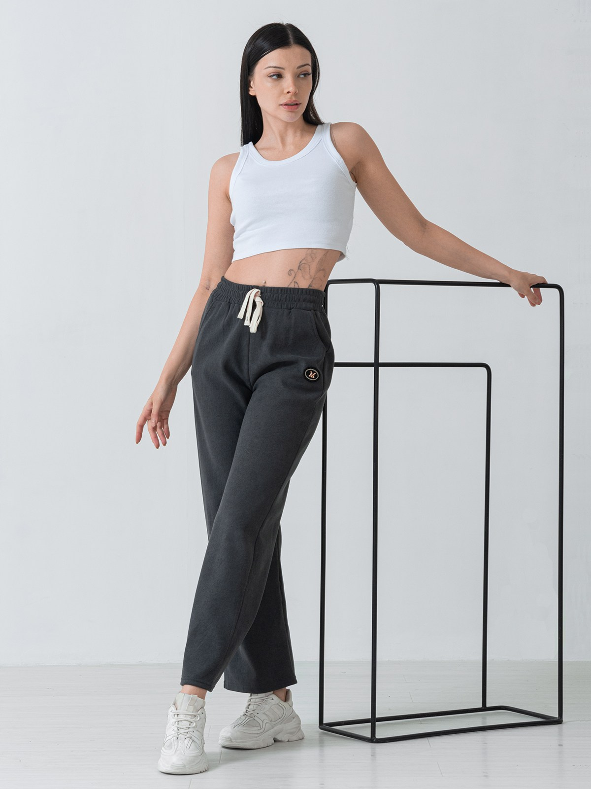 Мебель и декор в наличии. Сборные фотосъёмки в Москве. фотосессии одежды.фотограф