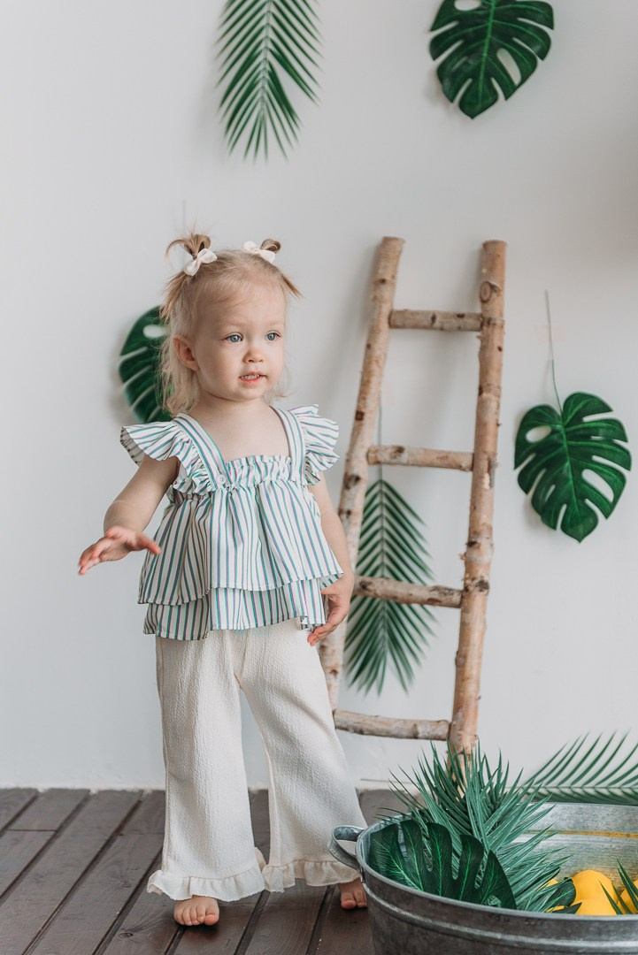 Еве 2 года. Студия Матур