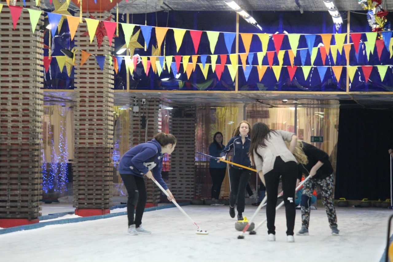 Кёрлинг | 10.04.2016. Галерея Фантим
