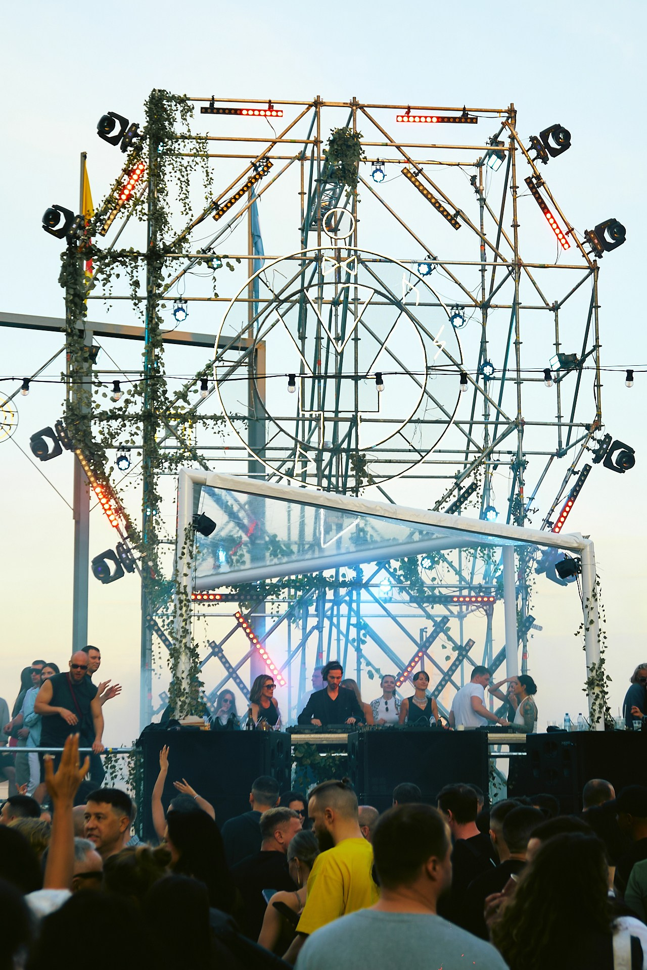 Морская вечеринка в Севкабель Порту. Фотограф Перминов Никита СПБ