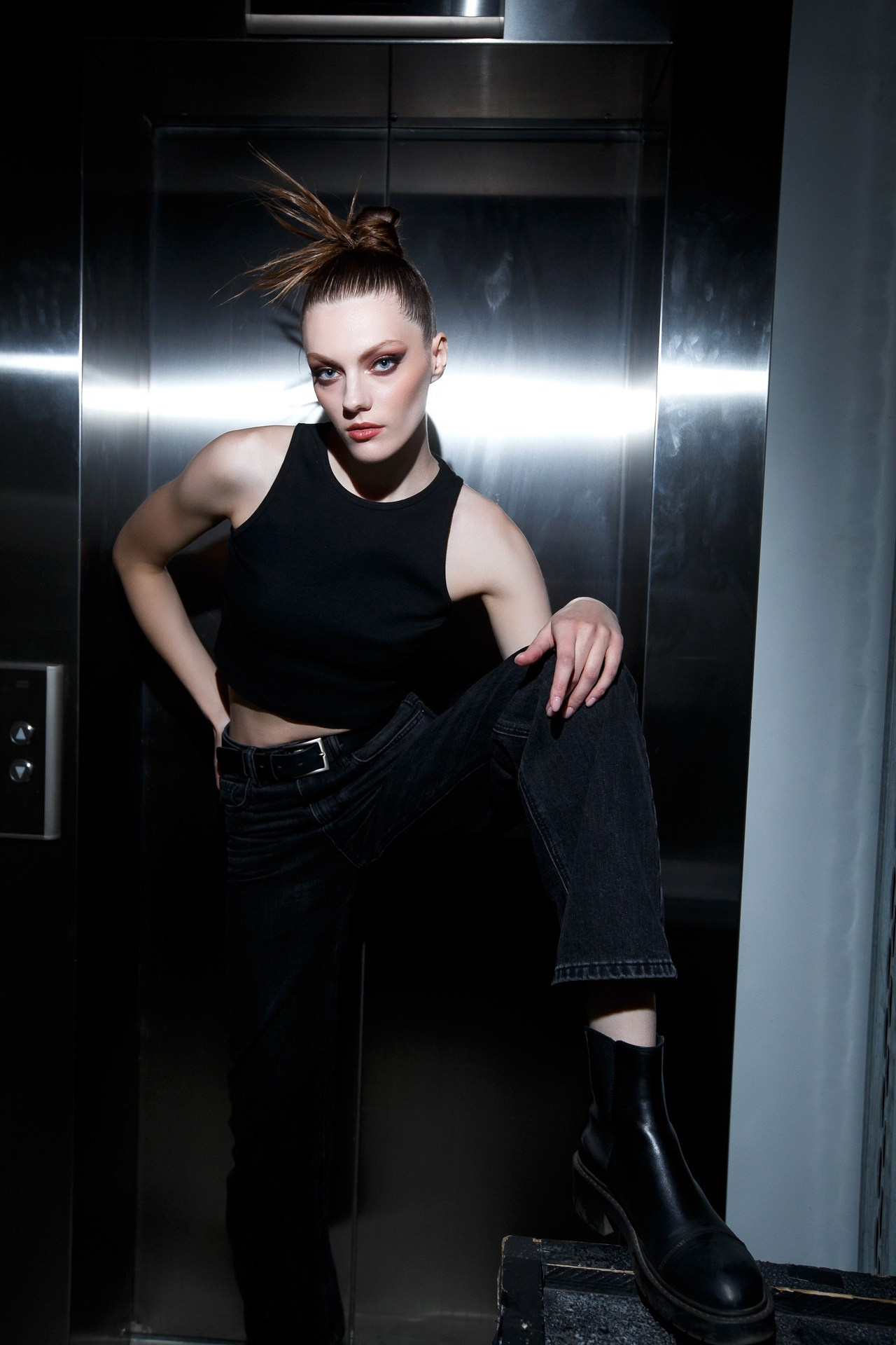 Fashion week 23. Home