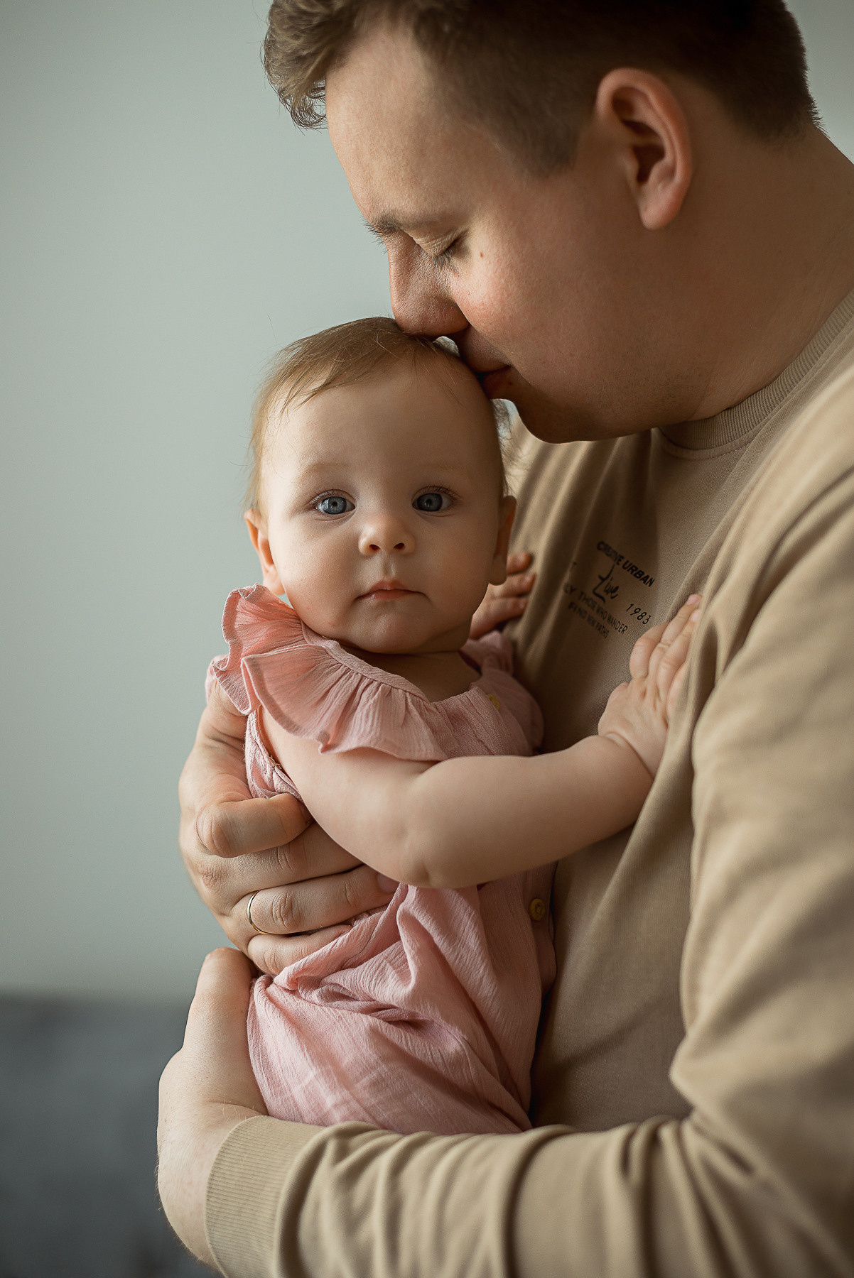Happy Family_Олег, Юля и Машенька. Свадебный и семейный фотограф в Минске Яна Новак