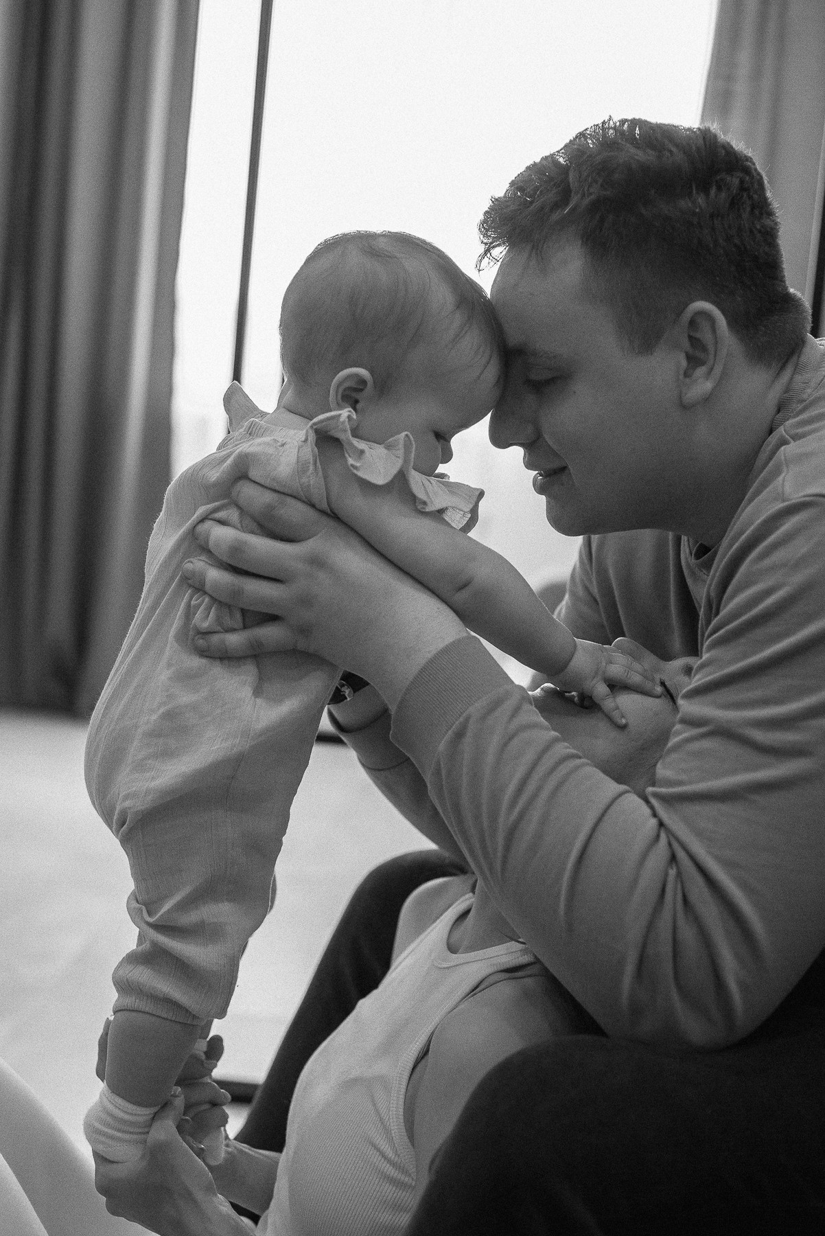 Happy Family_Олег, Юля и Машенька. Свадебный и семейный фотограф в Минске Яна Новак