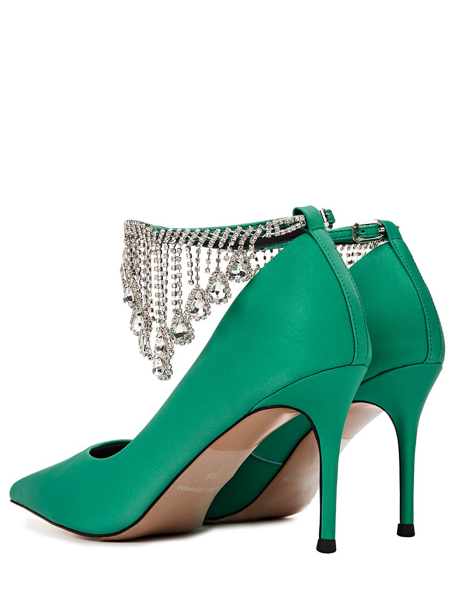 фотосъемка аксессуаров, дизайнерские вещи, обувь, предметная фотосъемка, неделя моды Москва, обтравка, обтравки, предметная ретушь, фэшн одежда, фотсъемка дорогой одежды в Москве. фотосъемка для брендов, фотосъемка для сайта, фотосъемка для маркетплейсов. спортивная обувь, туфли 