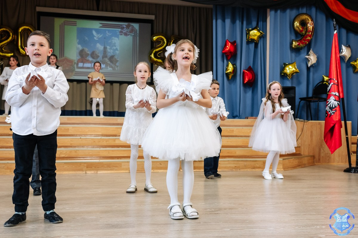 Праздник 9 мая в школе. Фотограф Москва