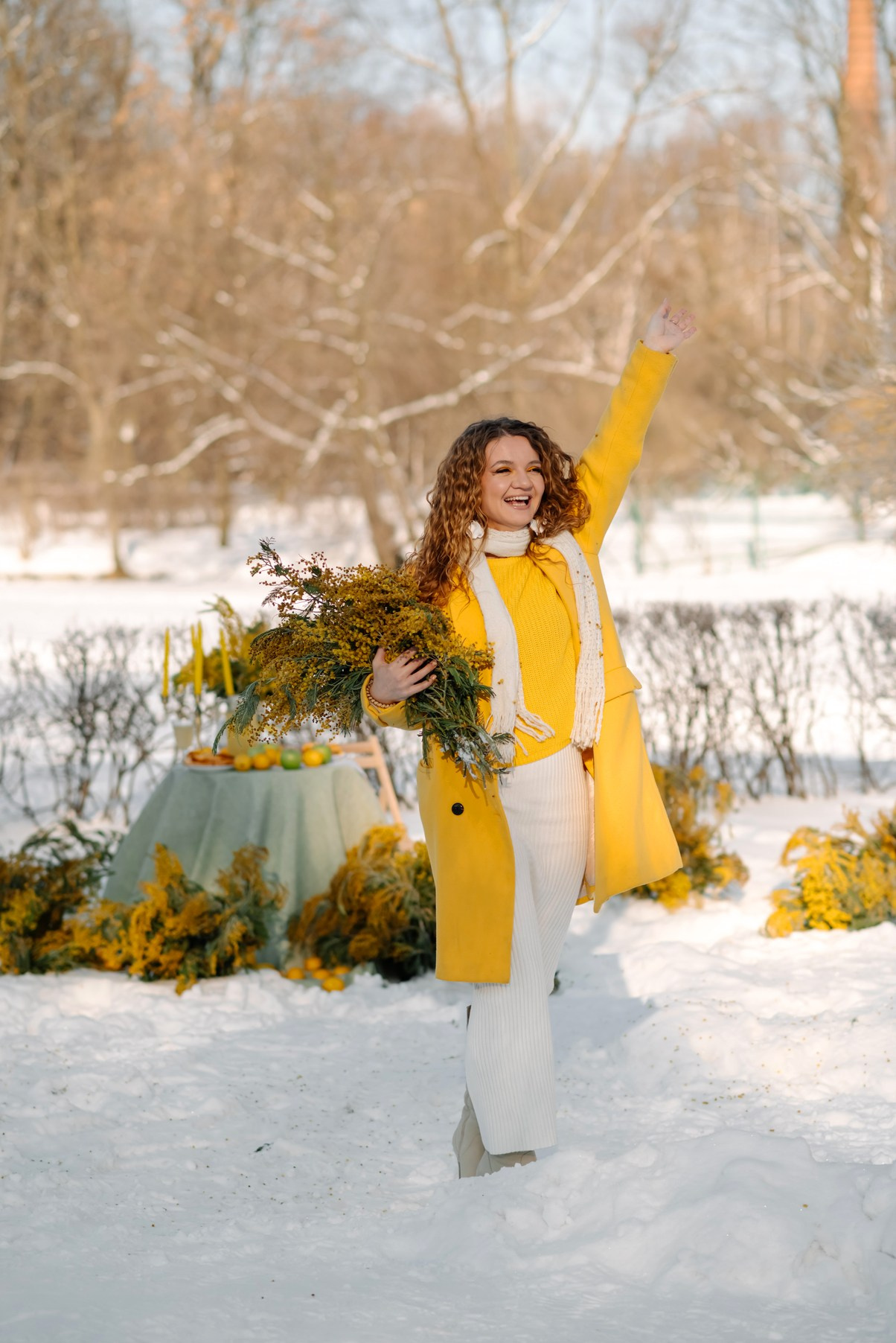 Ева с мимозой. Свадебный и сеейный фотограф в Санкт-Петербурге Елена Худякова