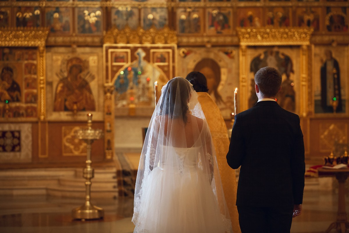 Венчание в главном Храме. Свадебный и репортажный фотограф в Москве и Московской области
