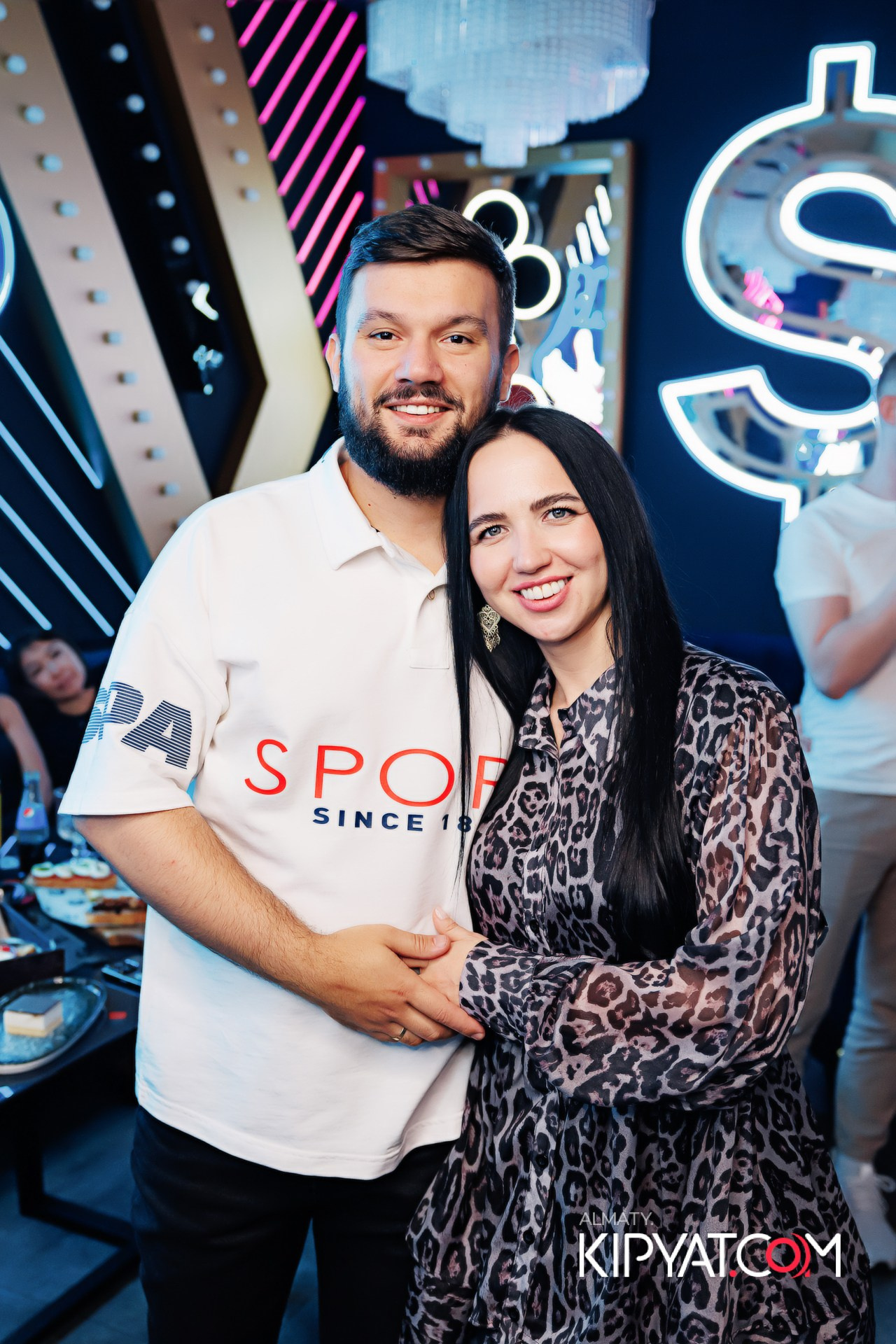 ЗАЯ, НА БИС!. КИПЯТКОМ АЛМАТЫ!