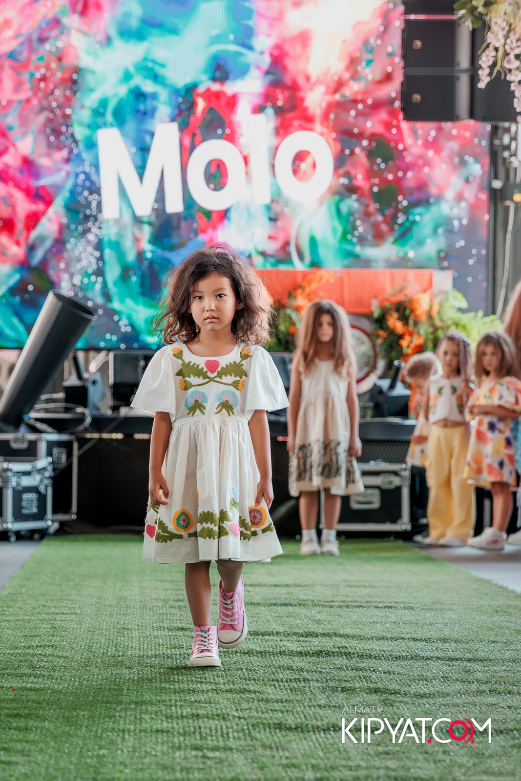 PROM KIDS FASHION SHOW. КИПЯТКОМ АЛМАТЫ!