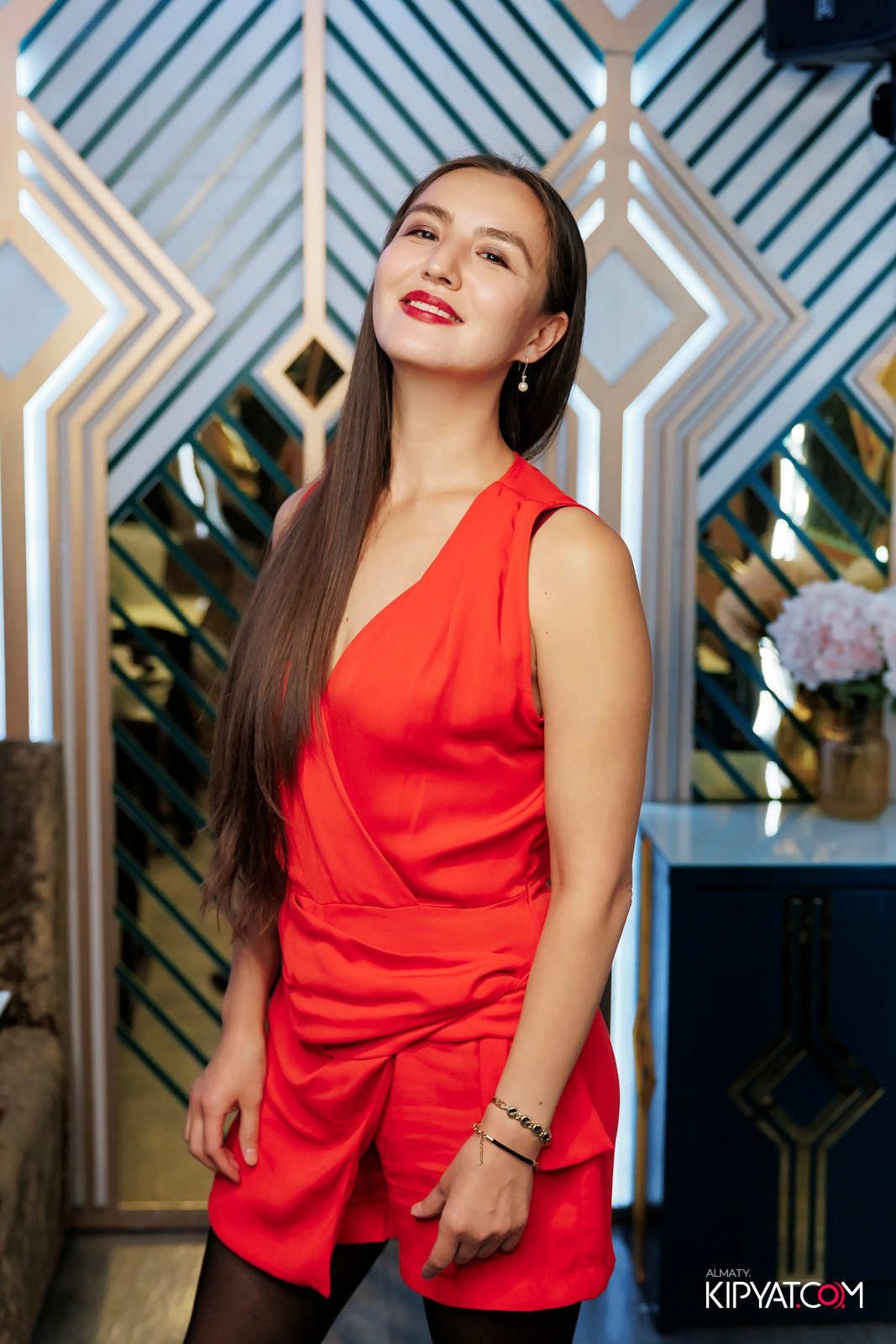 ЗАЯ, НА БИС. КИПЯТКОМ АЛМАТЫ!