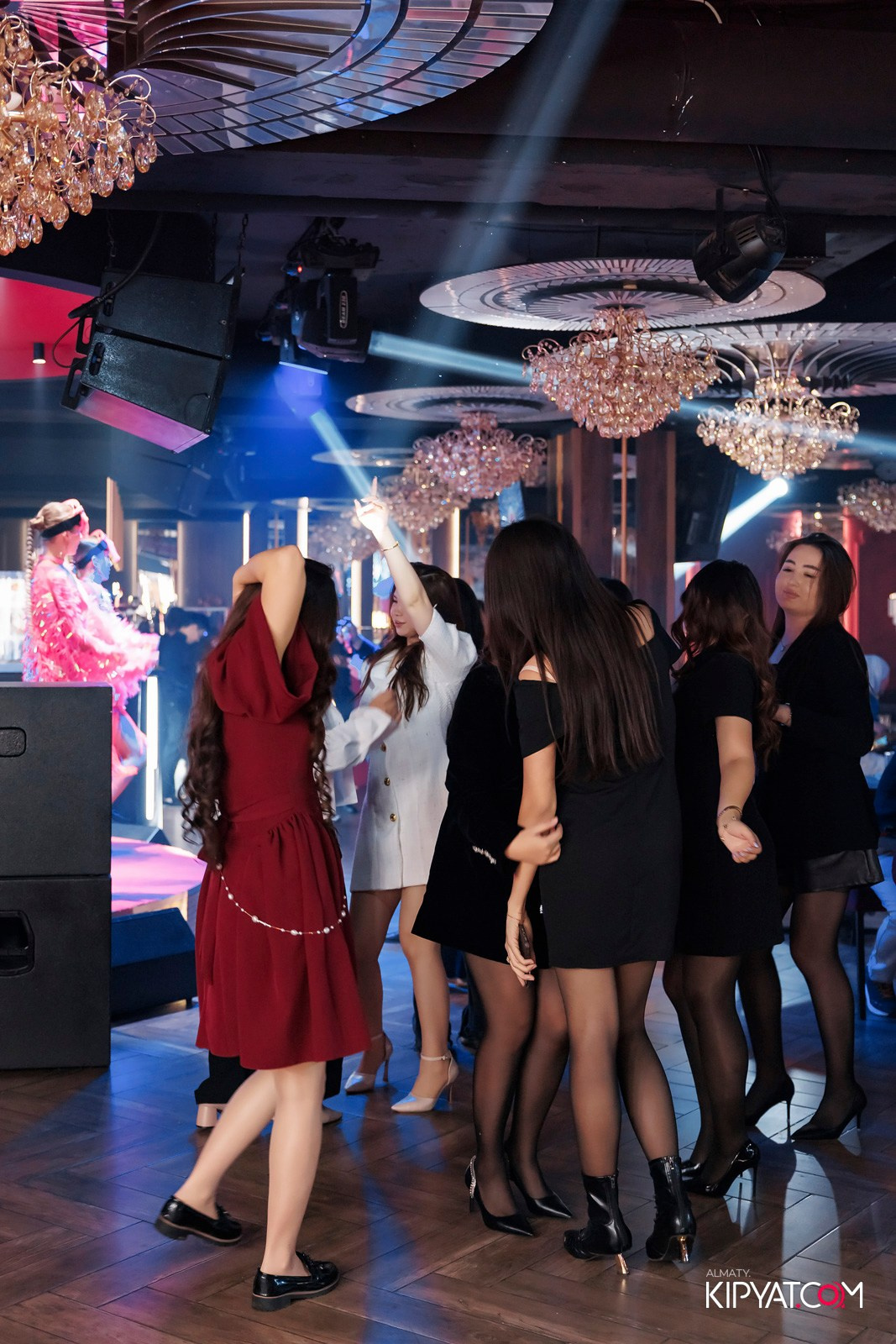 ЗАЯ, НА БИС. КИПЯТКОМ АЛМАТЫ!