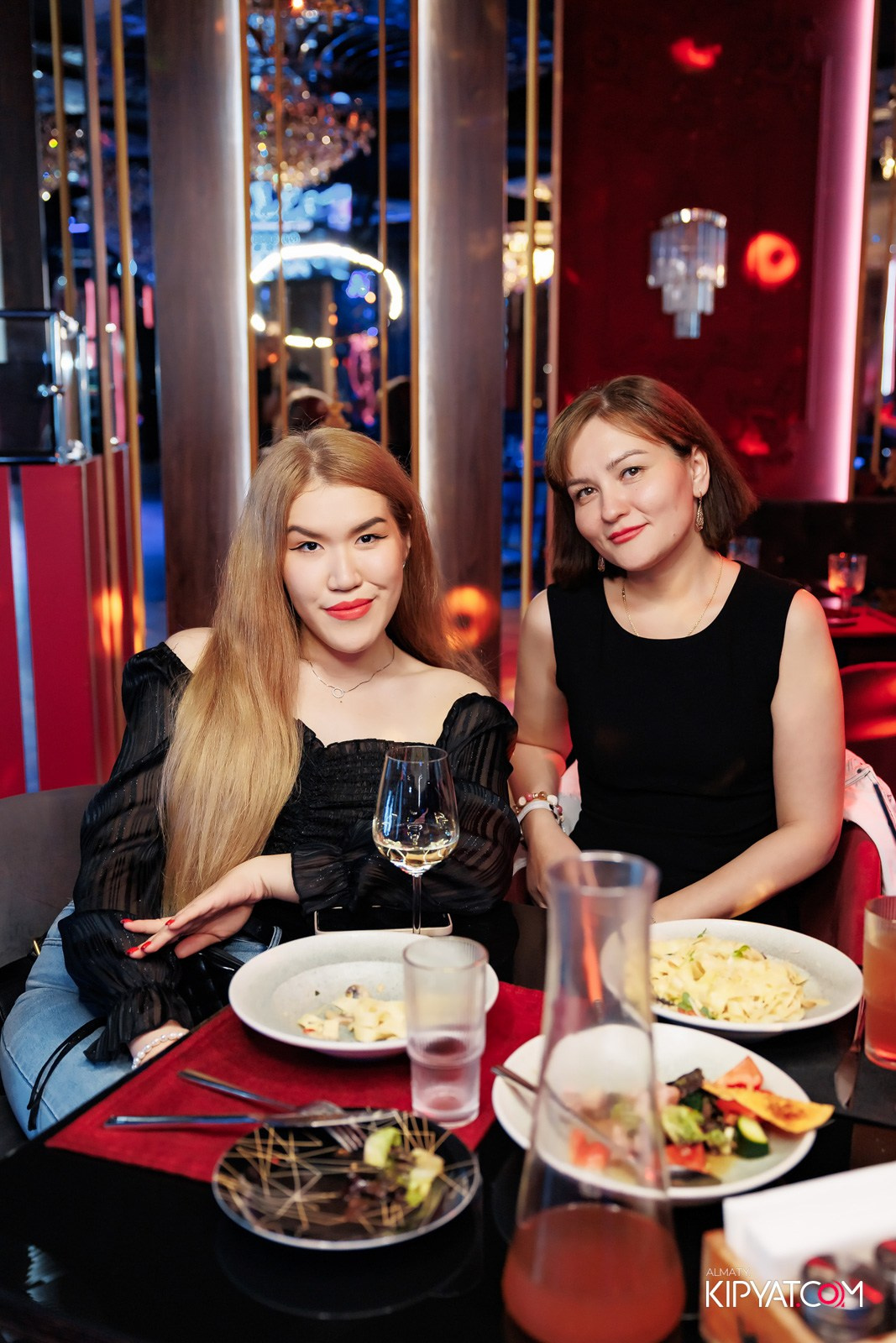 ЗАЯ, НА БИС. КИПЯТКОМ АЛМАТЫ!