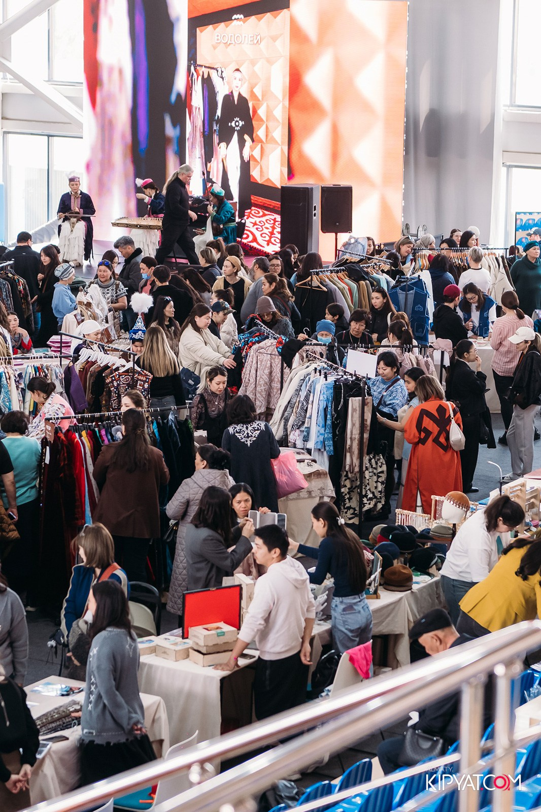 ETHNO POP-UP STORE NAURYZ B SADU ARENA. КИПЯТКОМ АЛМАТЫ!