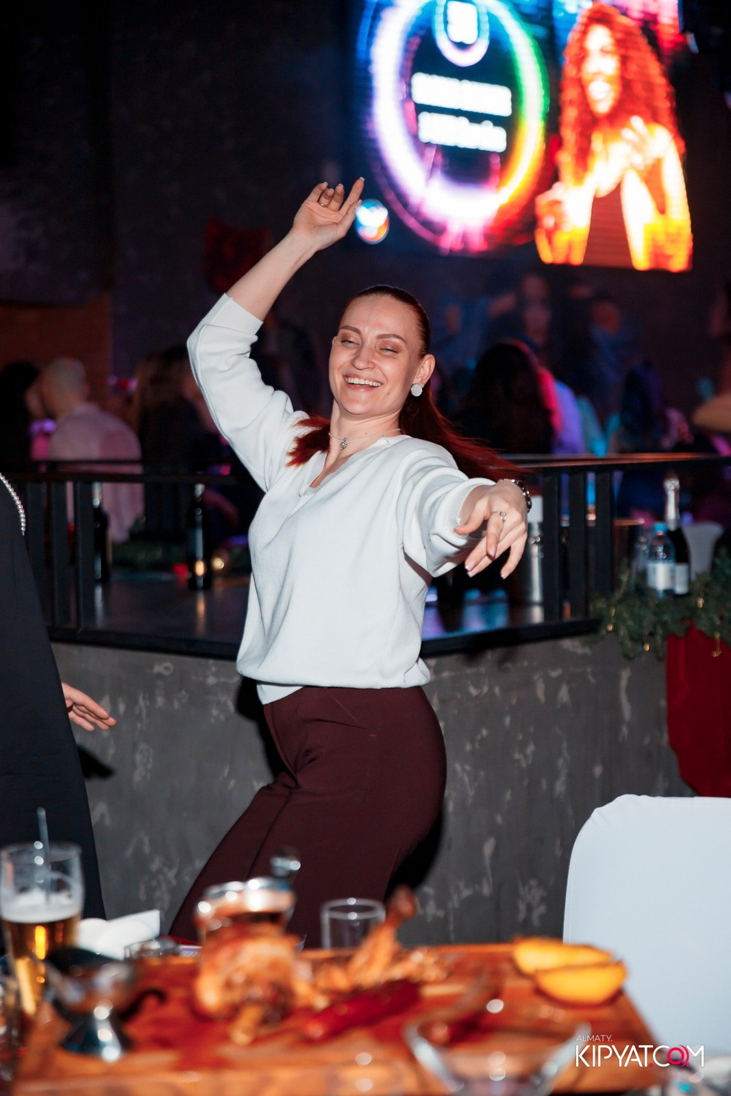 МУЗЫКАЛЬНОЕ ЛОТО В HIT RETRO & CAVIAR. КИПЯТКОМ АЛМАТЫ! Фотосъемка мероприятий в Алматы