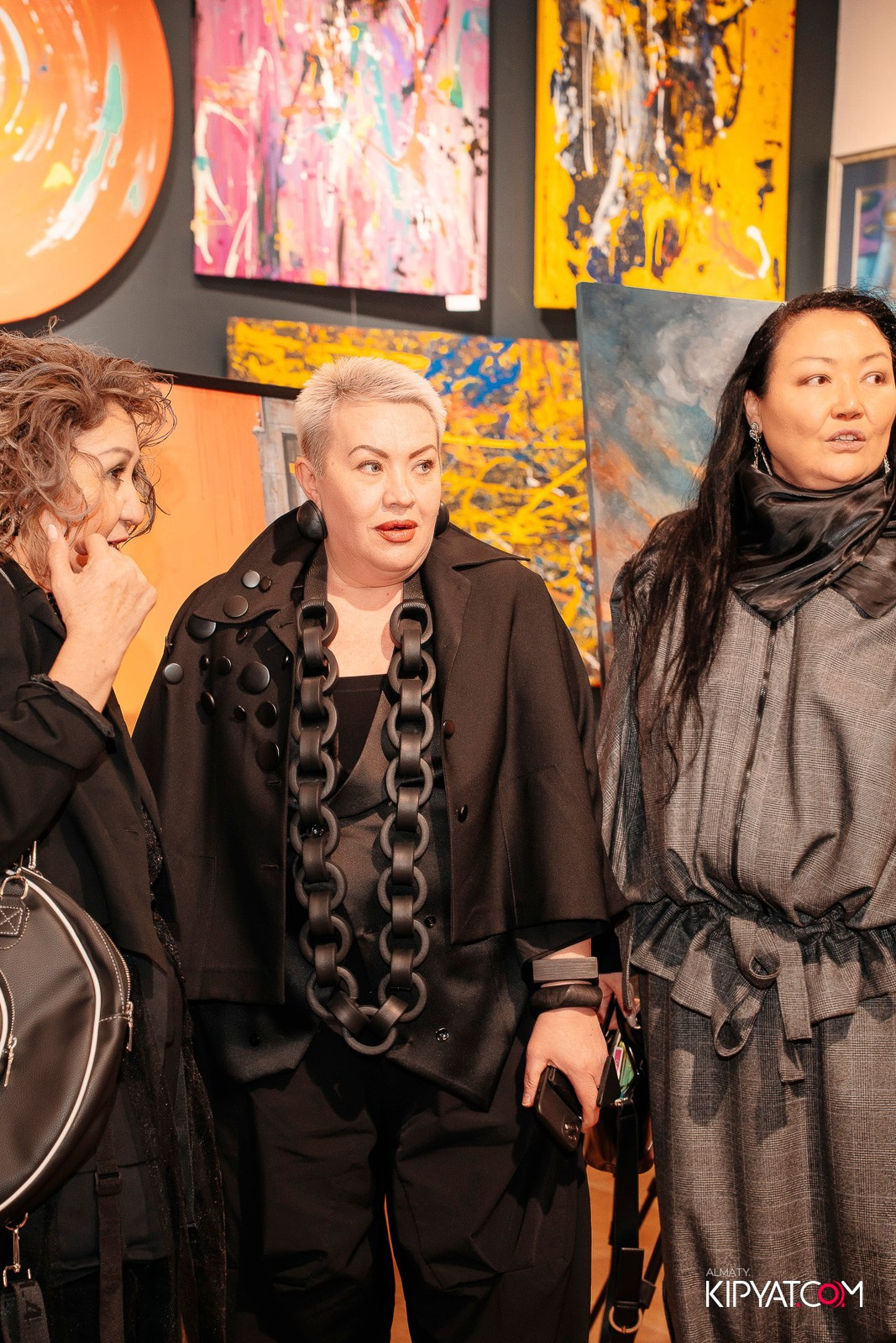 ОТКРЫТИЕ ХУДОЖЕСТВЕННОЙ ГАЛЕРЕИ ETNA ART LAB. КИПЯТКОМ АЛМАТЫ! Фотосъемка мероприятий в Алматы